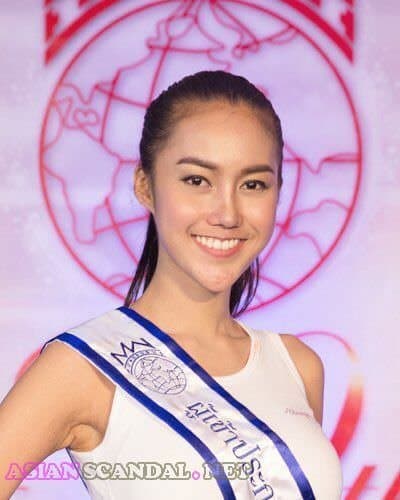 นางสาวนิศานาถ โม่งใส (ใบเฟิร์น) (35/56)