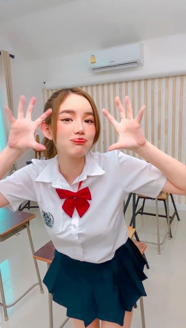 Asian Teen 3 (10/15)