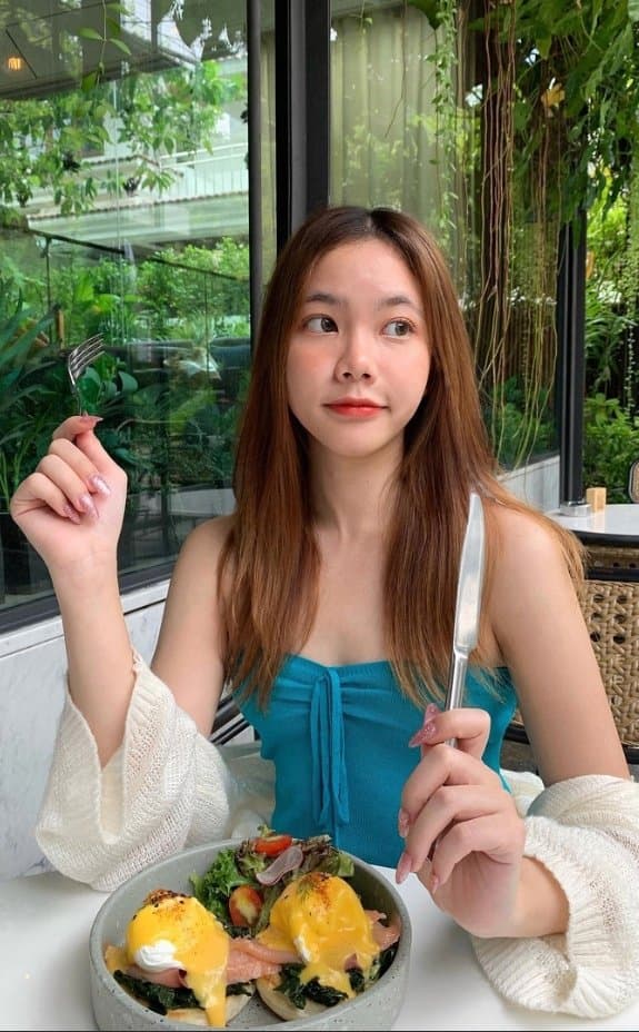 Amateur Thai Girls (1/17)