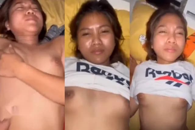 คลิปหลุดมาใหม่ เย็ดสดแตกปาก ไอหนุ่มควยไม่ถอกเย็ดหีสาวเงี่ยน เอาควยเสียบหีเย็ดสด ซอยไม่พัก แล้วชักแตกใส่ปาก (1/1)