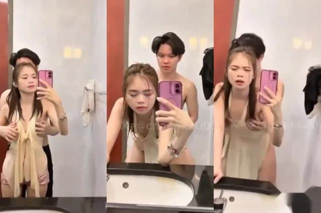 คลิปหลุดโอนลี่แฟน น้องณชา chanaa2002 โดนผัวจับเย็ดท่าหมาในห้องน้ำ ยืนเอาควยซอยหี กระแทกเต็มแรงร้องครางเสียวลั่น (1/1)
