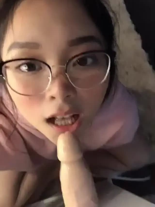 AYM1BQEU (8/10)