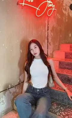 ร้องลั่นห้องเย็ดเสียวร้องดัง (2/8)